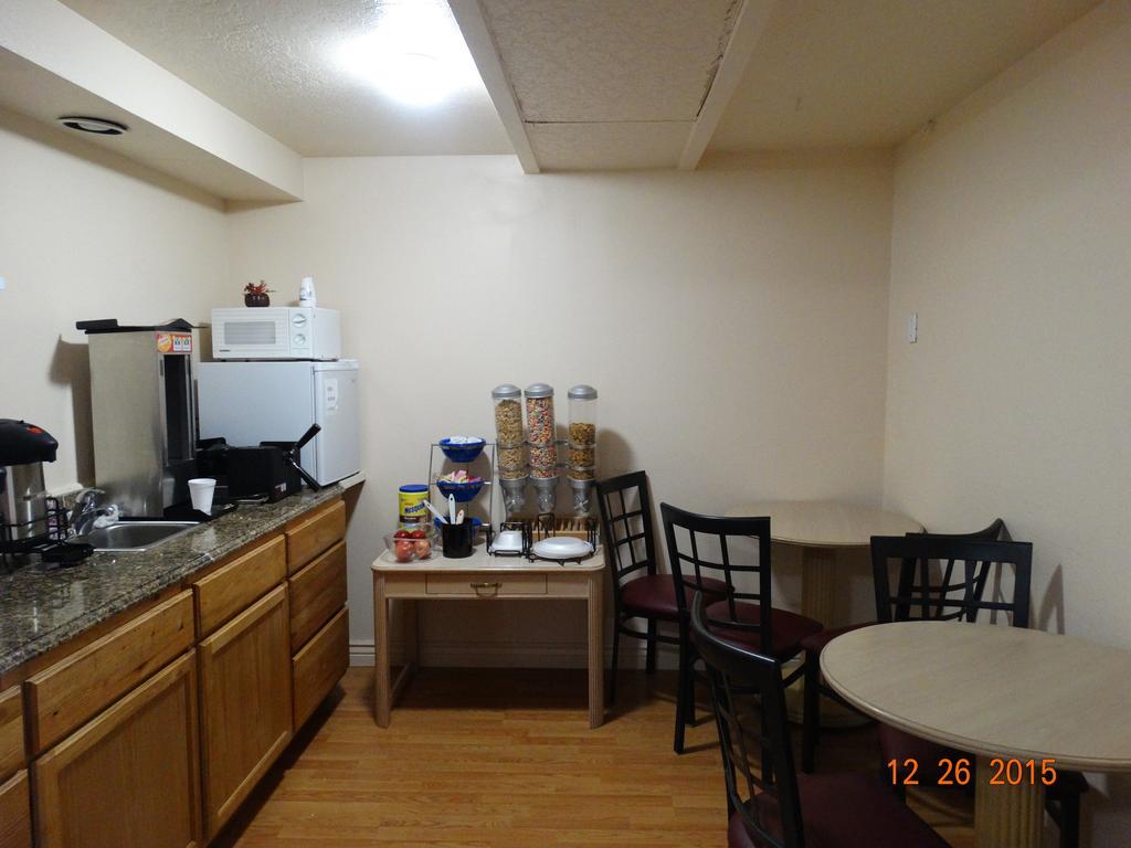 Delta Budget Motel מראה חיצוני תמונה