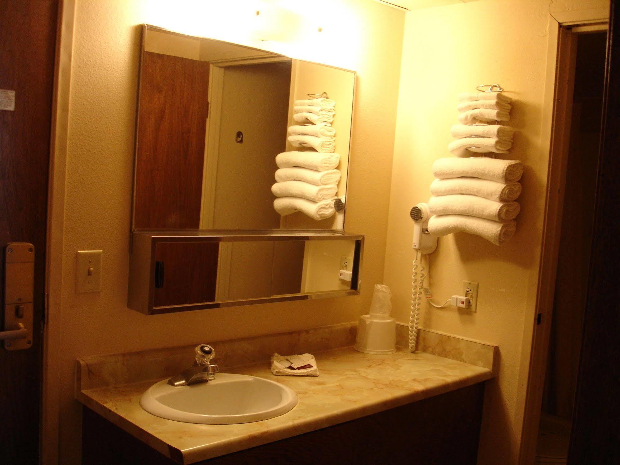 Delta Budget Motel מראה חיצוני תמונה